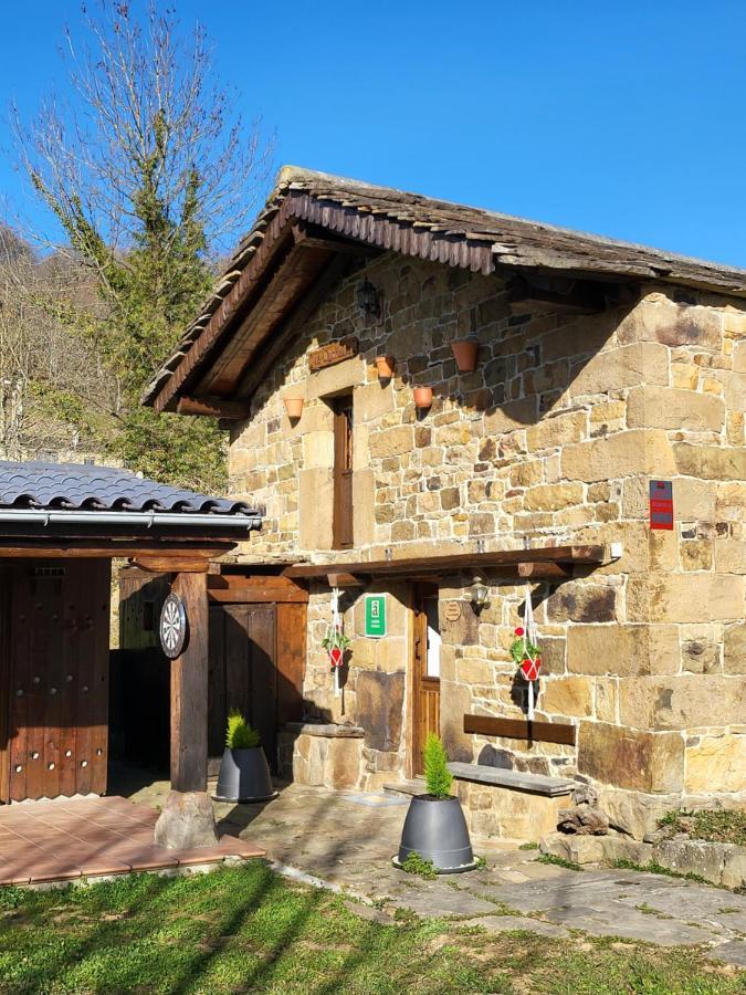 Cabana Pasiega La Quemada San Pedro Del Romeral Dış mekan fotoğraf